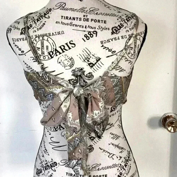 Cider Handkerchief Top in Size Small - Picture 2 of 3